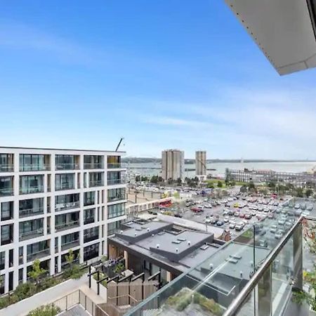 Sleek Modern Studio With Balcony Auckland Ngoại thất bức ảnh