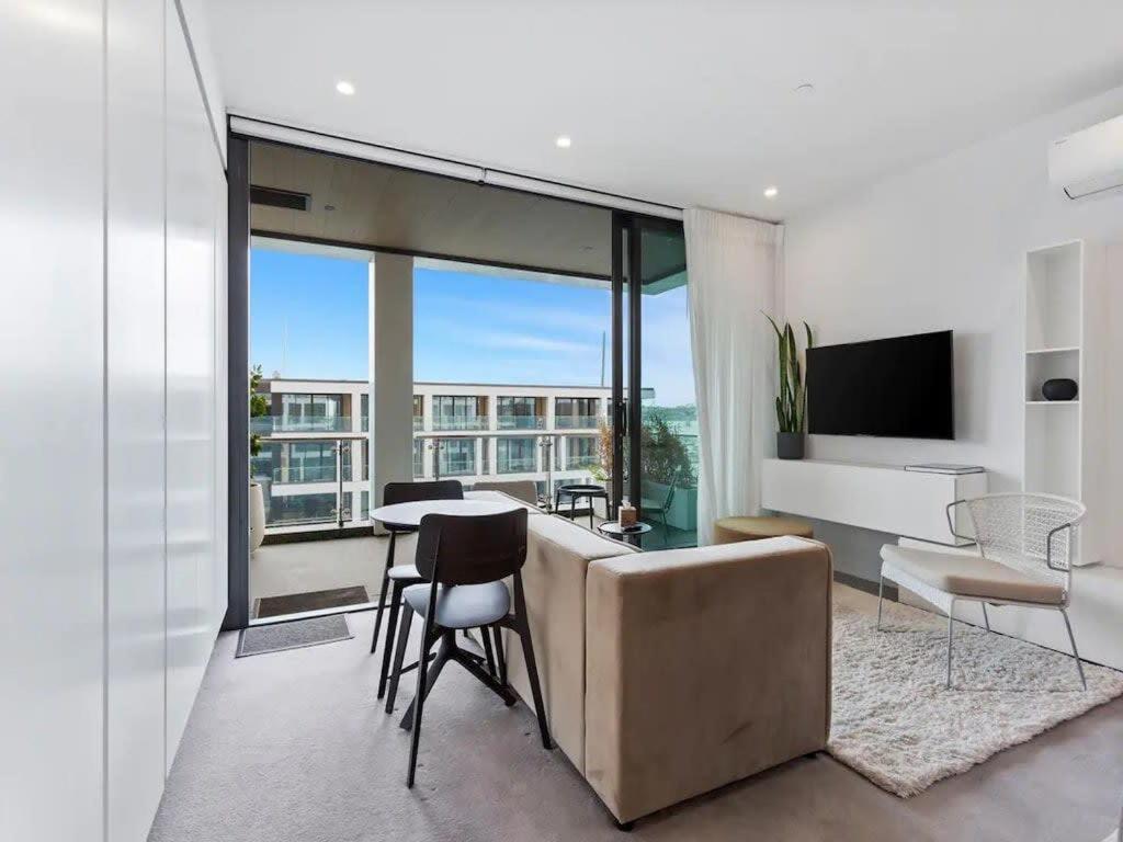 Sleek Modern Studio With Balcony Auckland Ngoại thất bức ảnh